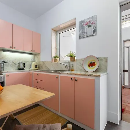 Town House 13 Apartment
